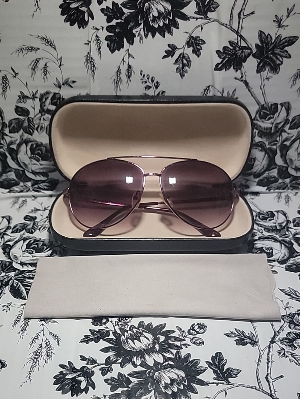 Calvin Klein Aviator Sunglasses in Purple - Stylish Women’s Shades